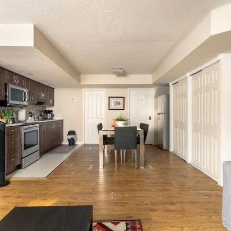 Self Check-In Spacious Apartment With Full Kitchen Ottawa Buitenkant foto