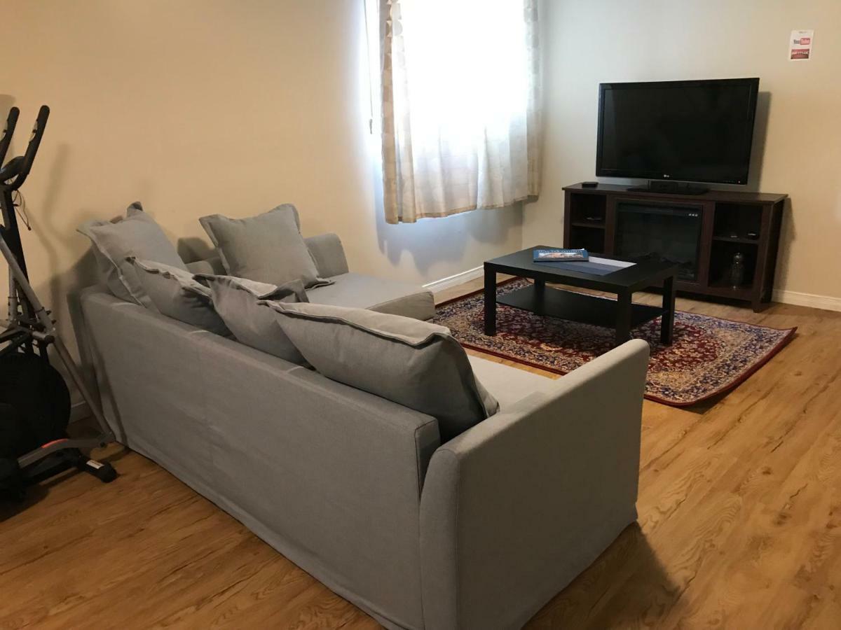 Self Check-In Spacious Apartment With Full Kitchen Ottawa Buitenkant foto