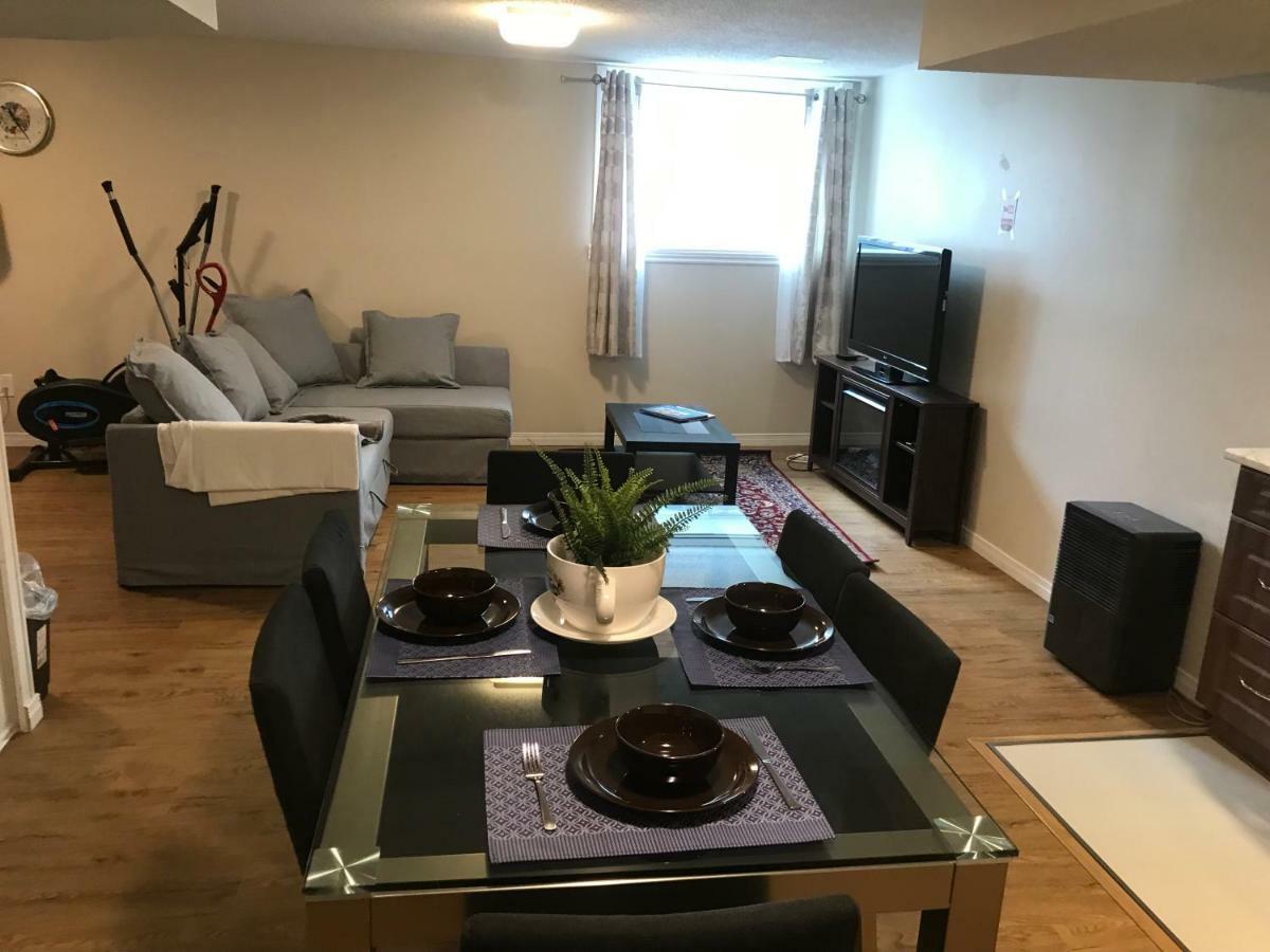 Self Check-In Spacious Apartment With Full Kitchen Ottawa Buitenkant foto